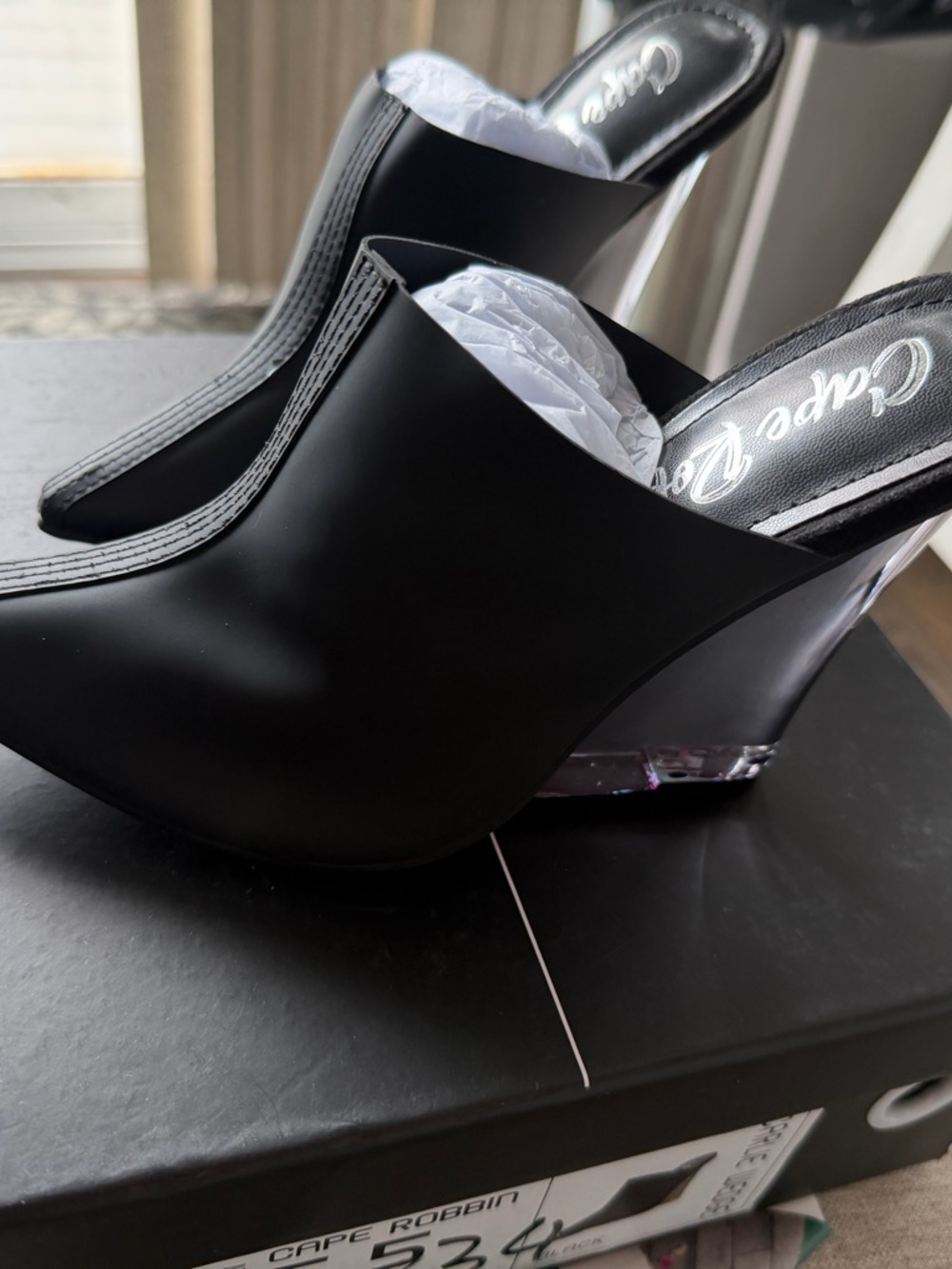 Cape Robbin Black Wedge Mules size 5.5 womans